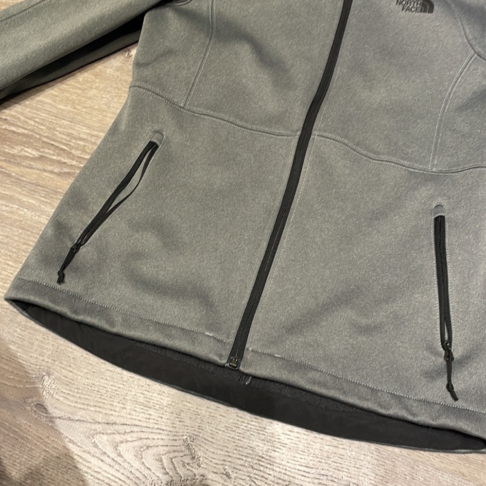 Northface Windfall Jacket - image 5